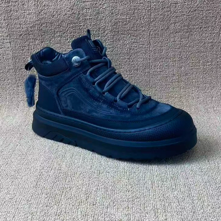 错过 11时尚休闲户外车缝线平底男鞋软底软面舒适透气10381