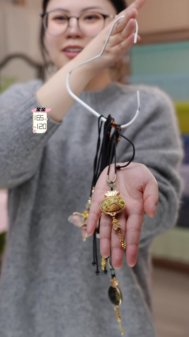 丝绸金色钱袋子，挂件