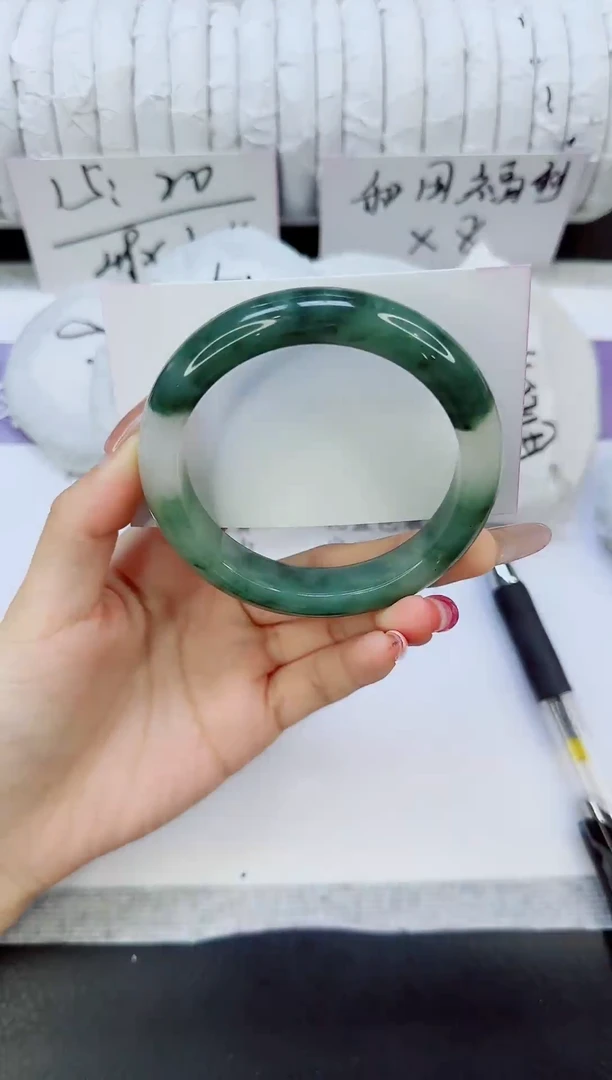 未镶嵌手镯石英质玉61/58.7