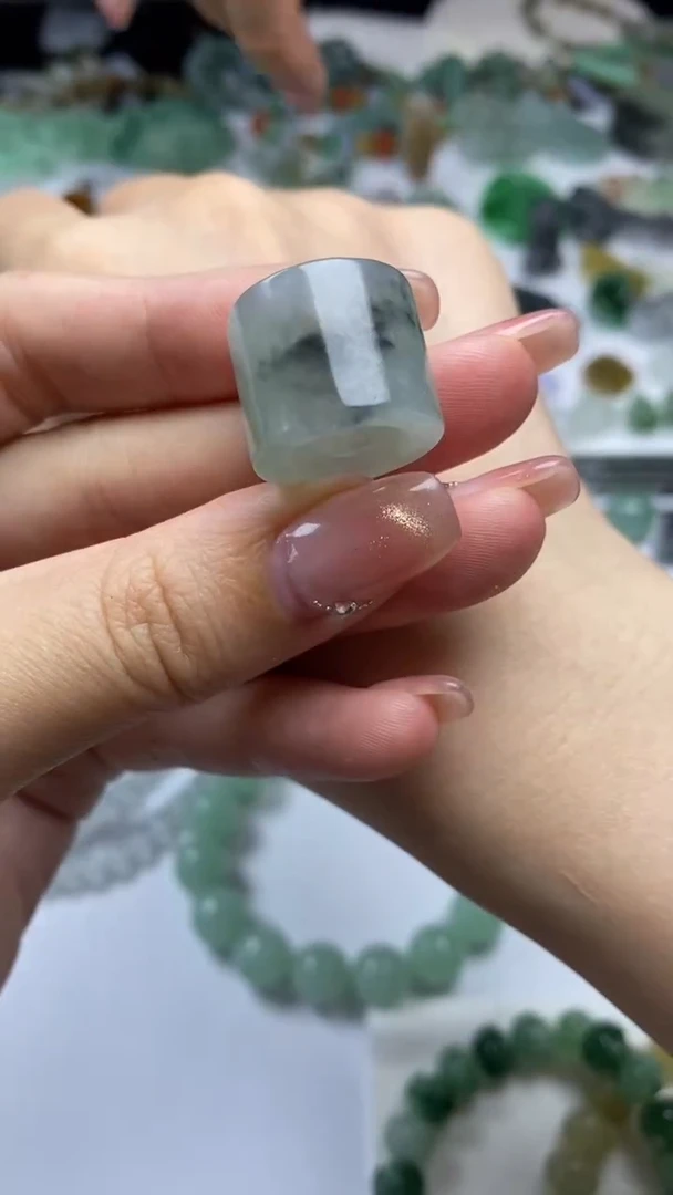 未镶嵌定制翡翠毛货定制不退不换