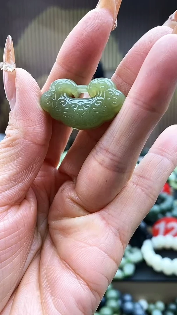 未镶嵌手串和田玉青海料如意锁