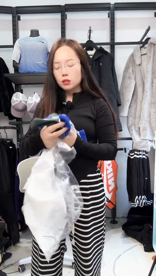 2260 编码  瑕疵直播间过款为准 尺码