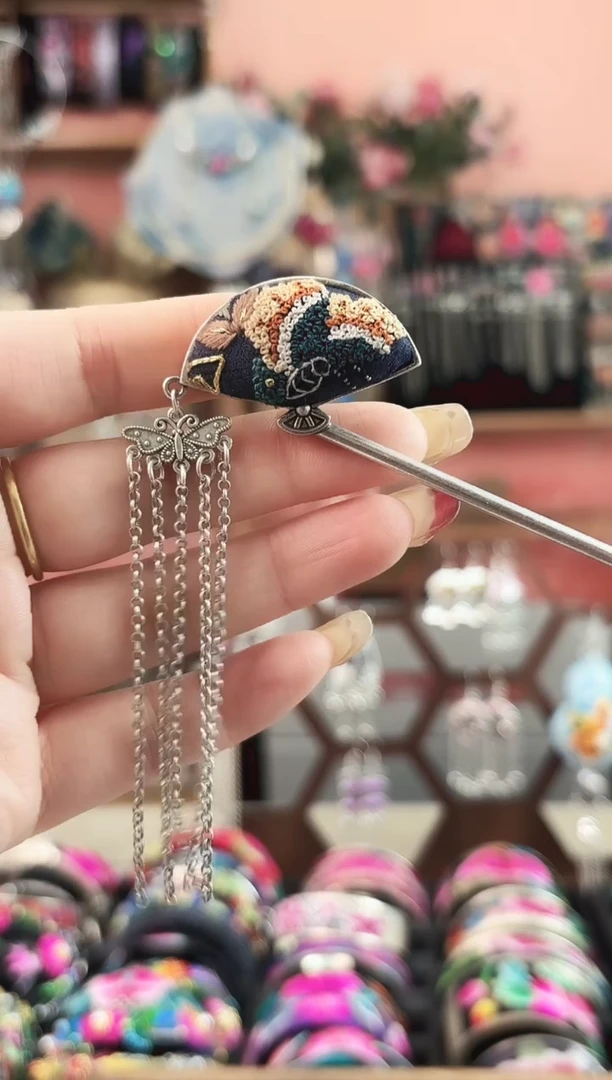 艺枝独绣手工饰品137