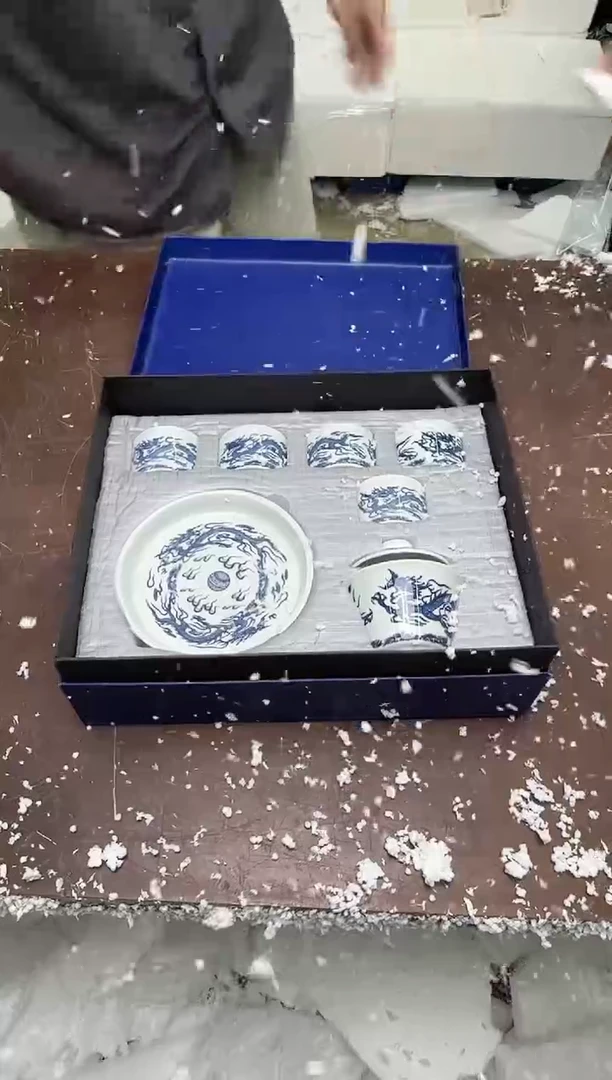 瓷片小强茶具套装