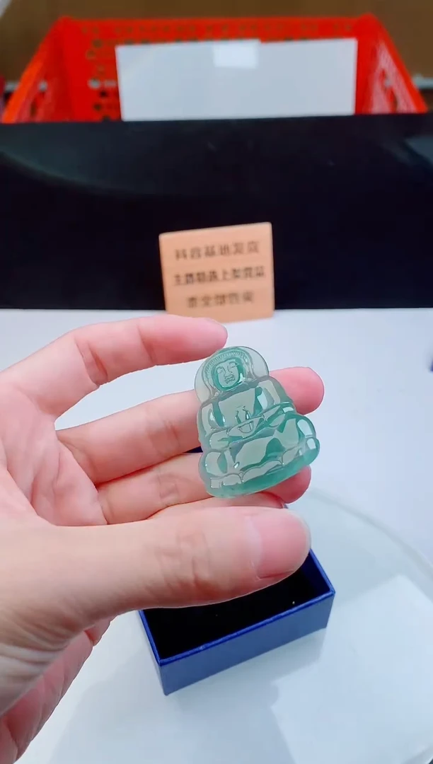 颈饰未镶嵌翡翠     ·