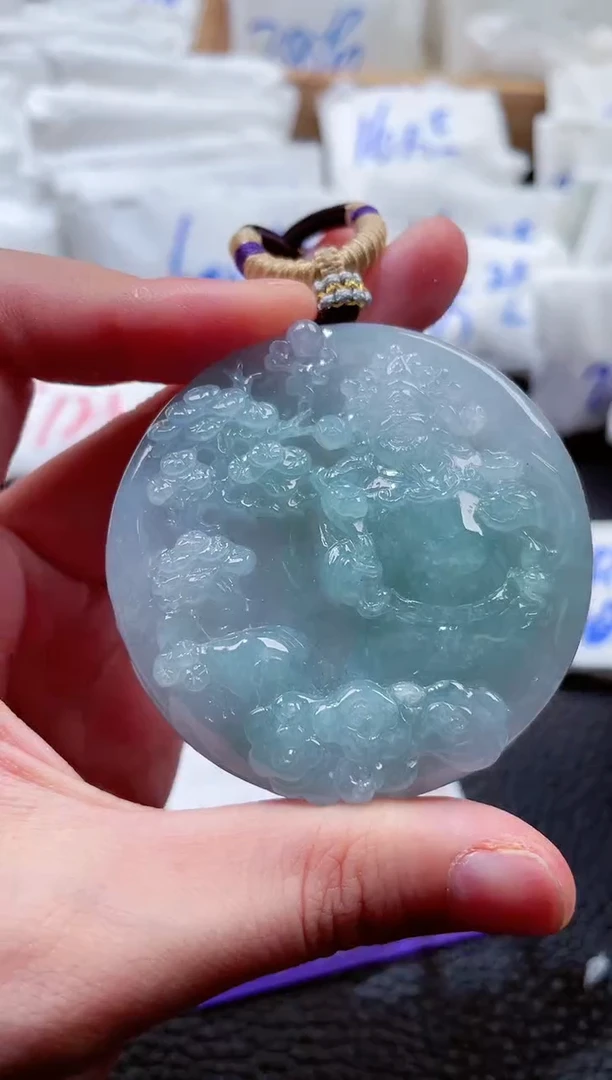 翡翠未镶嵌颈饰00001648