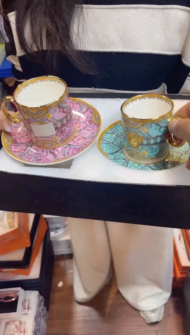 杯鸿辉家品牌瓷器，京东包邮！