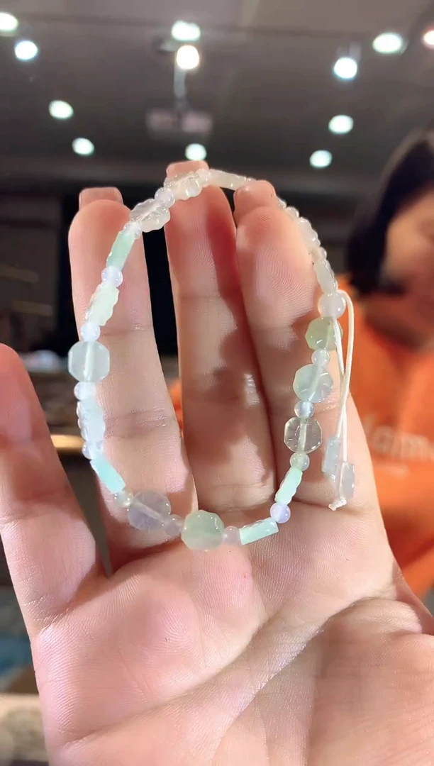 【闪购商品】翡翠手串未镶嵌405 hlj时尚