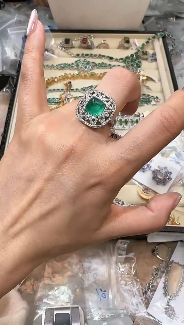 【闪购商品】定制祖母绿戒指未镶嵌戒指