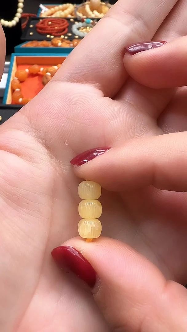 裸石蜜蜡未镶嵌6+蜜蜡精工百香籽套珠 一套3颗 多样性拍一发一