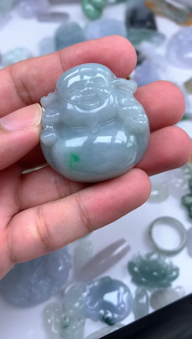 翡翠未镶嵌颈饰胖财神