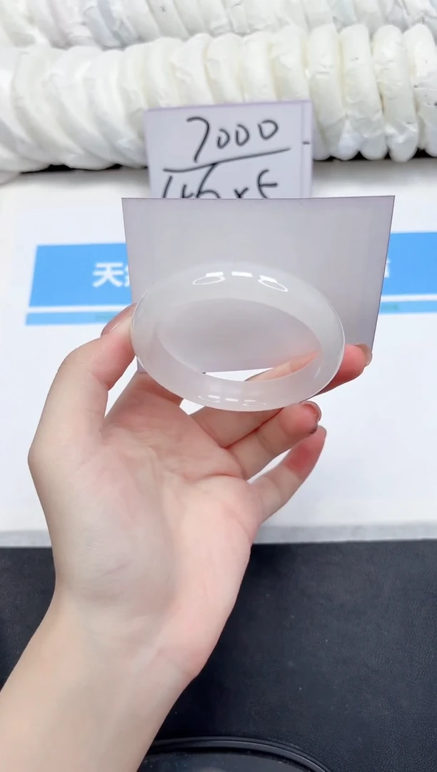 未镶嵌手镯石英质玉35-56