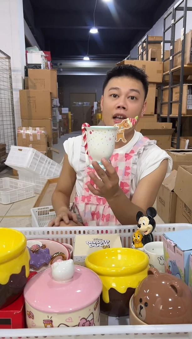 瓷片姜饼人一杯一勺