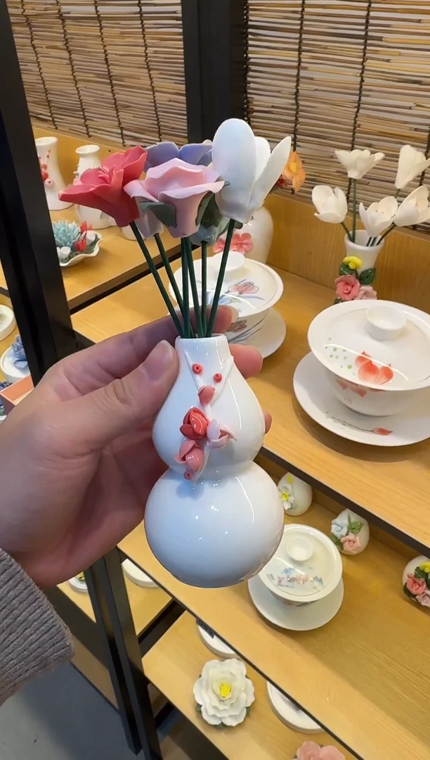 陶瓷陶瓷手捏花