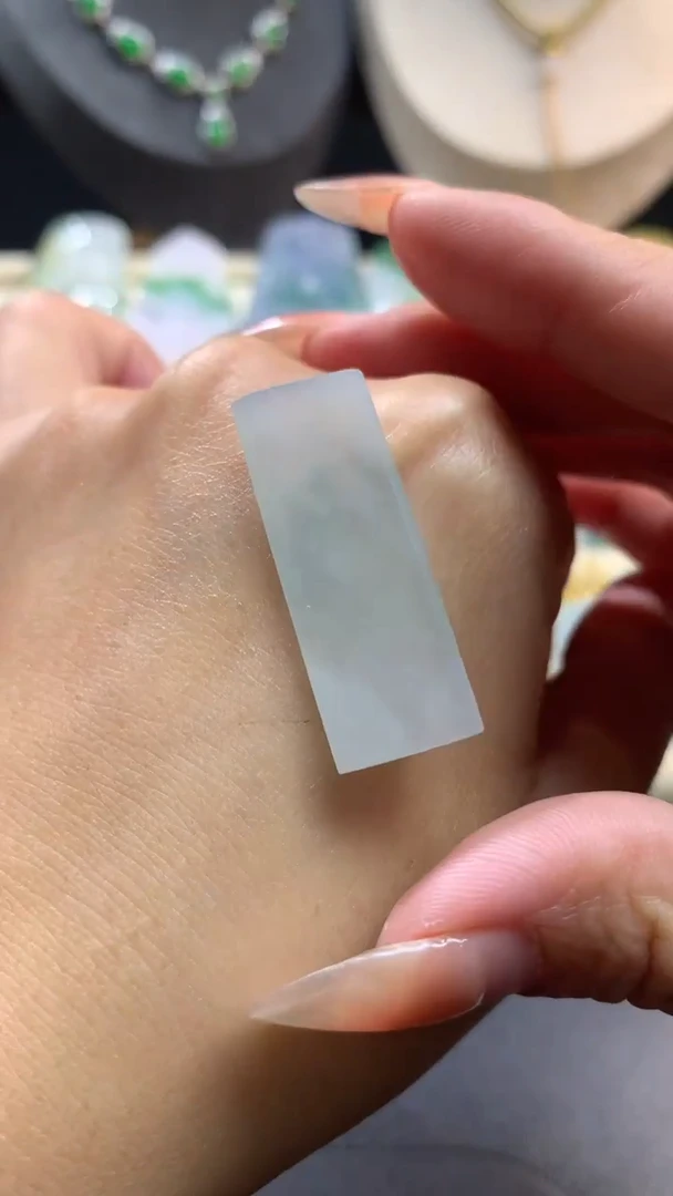 【闪购商品】定制翡翠未镶嵌翡翠