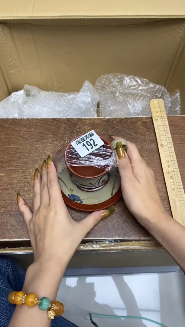 瓷片J*隆莲瓷器欢迎大家