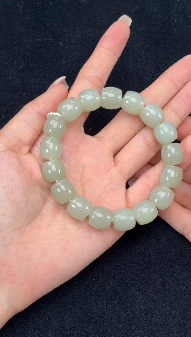 未镶嵌手串和田玉且末近矿青白玉微色差卡12直切手串