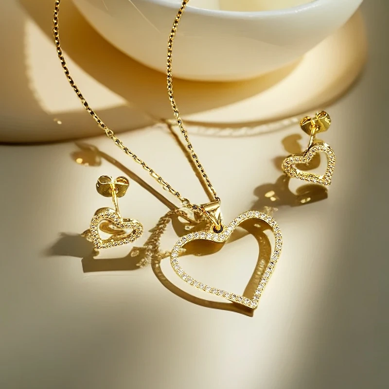 铜合金项链 （只做高品）轻奢风线条爱心镶锆耳钉女设计感气质时尚