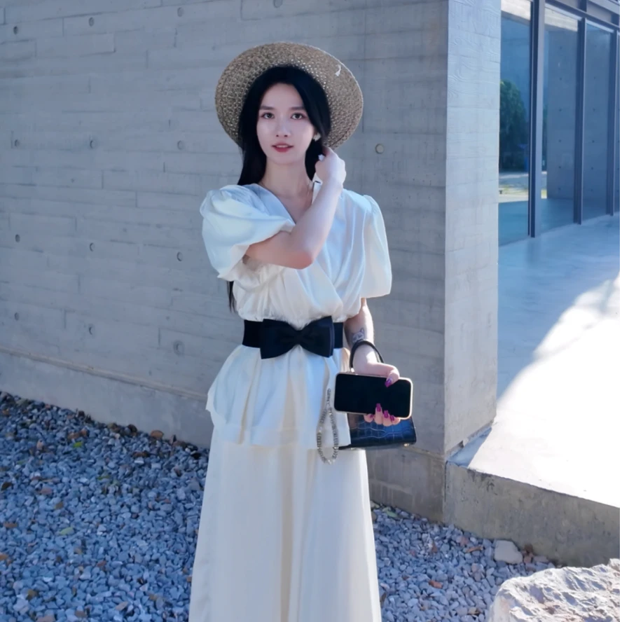 Cute Club 白色气质蝴蝶结腰带V领衬衫夏季高腰显瘦半身裙三件套