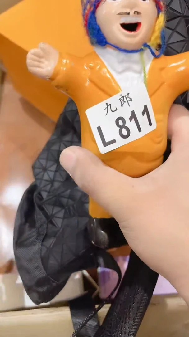 瓷片小****几811小脑斧大西几小脑斧大西几