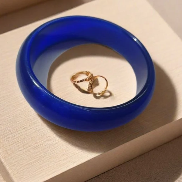 细节彰显出气质高贵z5与典雅美丽手镯