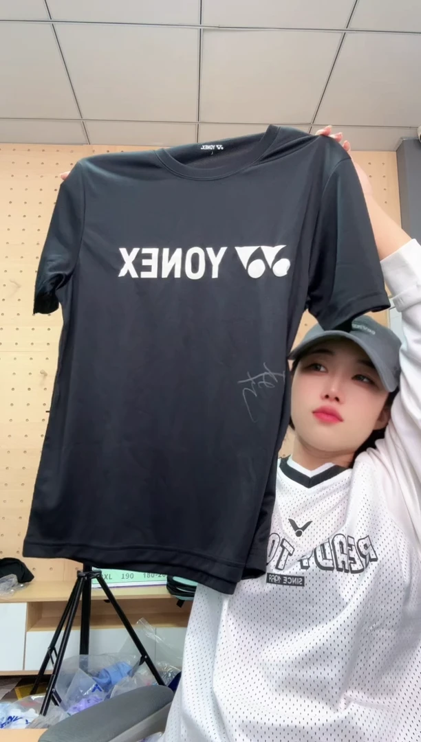 正品黑色短袖L 29