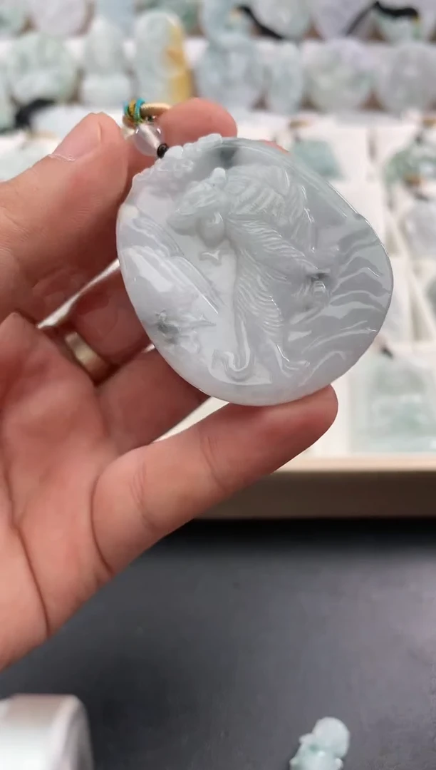 颈饰未镶嵌翡翠26/01/03/188