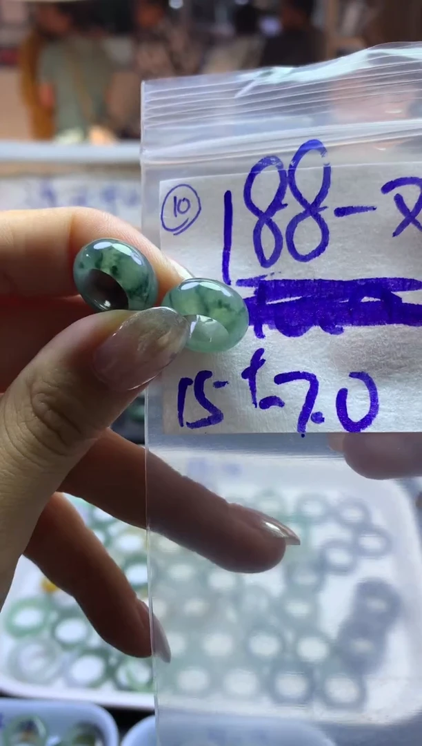 【闪购商品】定制翡翠未镶嵌甜甜圈一对188元毛货需精抛光发