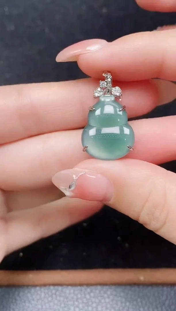 颈饰未镶嵌翡翠天然A货翡翠，保A保真