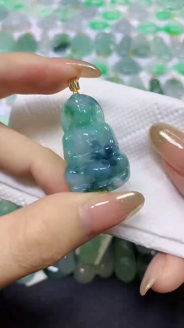 颈饰未镶嵌翡翠1