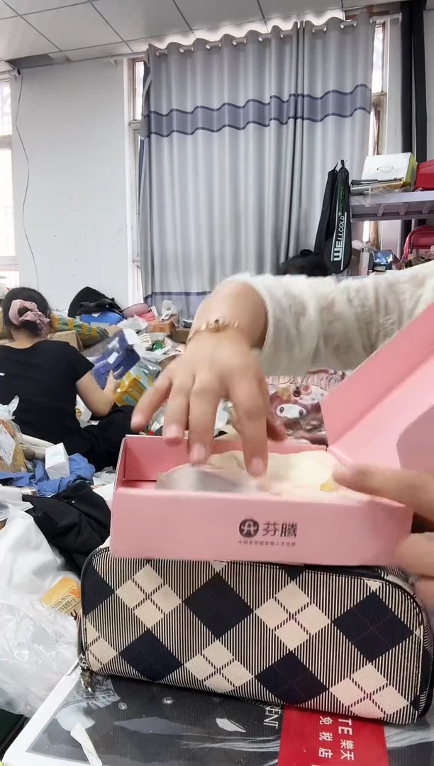 牦牛剖层皮革琪老板女包6号店超好看发图片款冰丝L