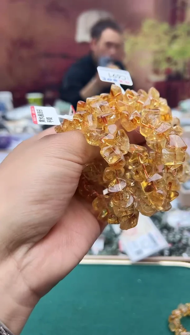 【闪购商品】水晶手链未镶嵌黄水晶随形c691