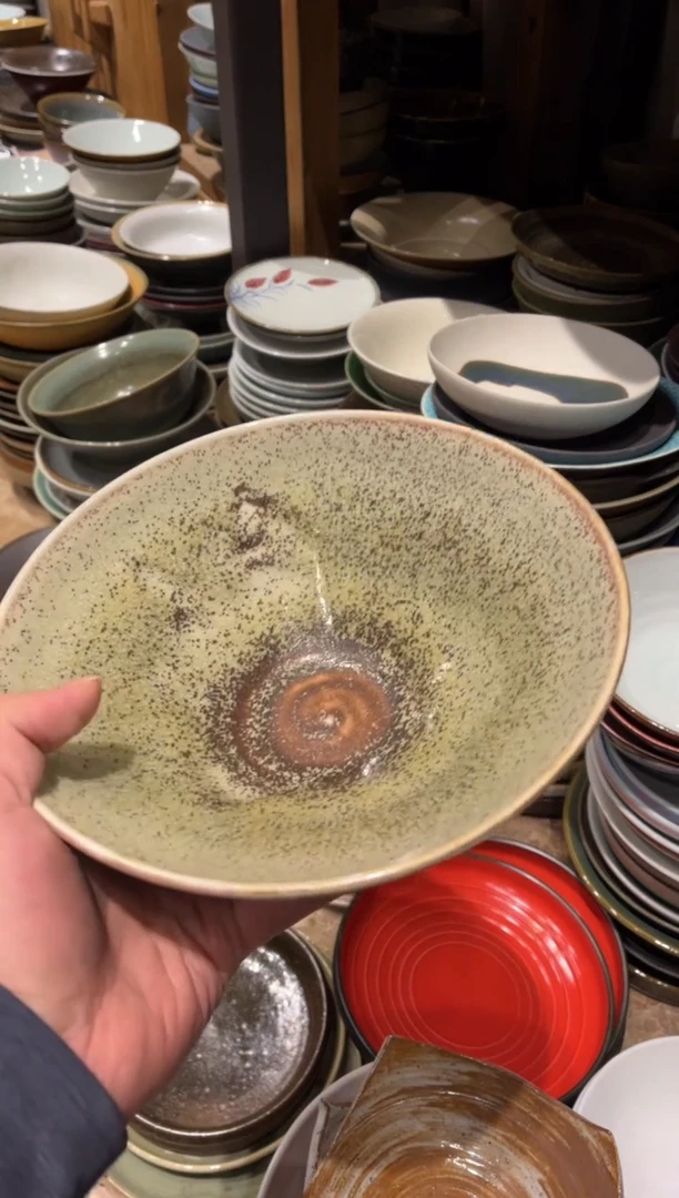【闪购商品】瓷片315绿色手工斗笠面碗1个
