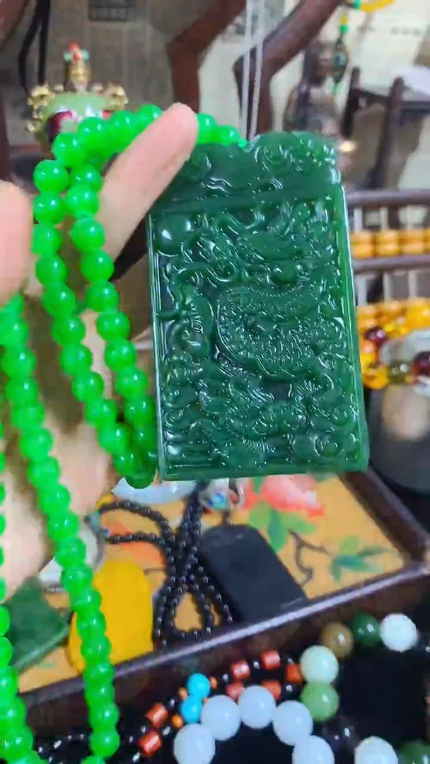 【闪购商品】和田玉（碧玉）颈饰未镶嵌主播推荐主播推荐