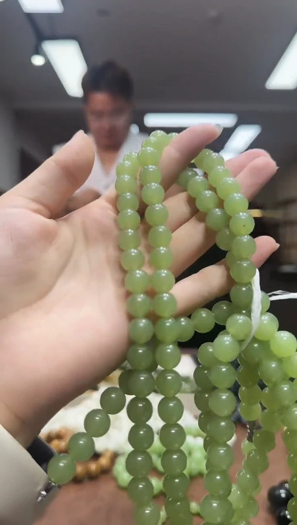 未镶嵌蛇纹石玉手链多样性随机发货其一