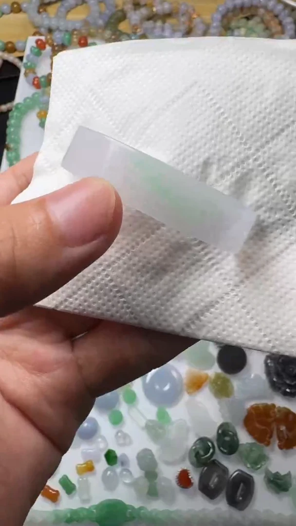 颈饰未镶嵌翡翠【闪购商品】 天然翡翠1
