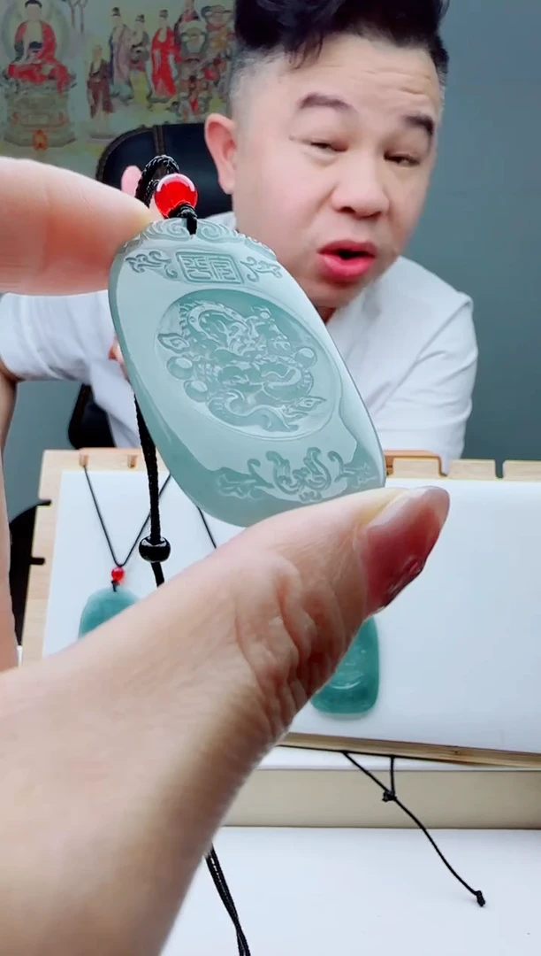 颈饰未镶嵌翡翠多样性发其一