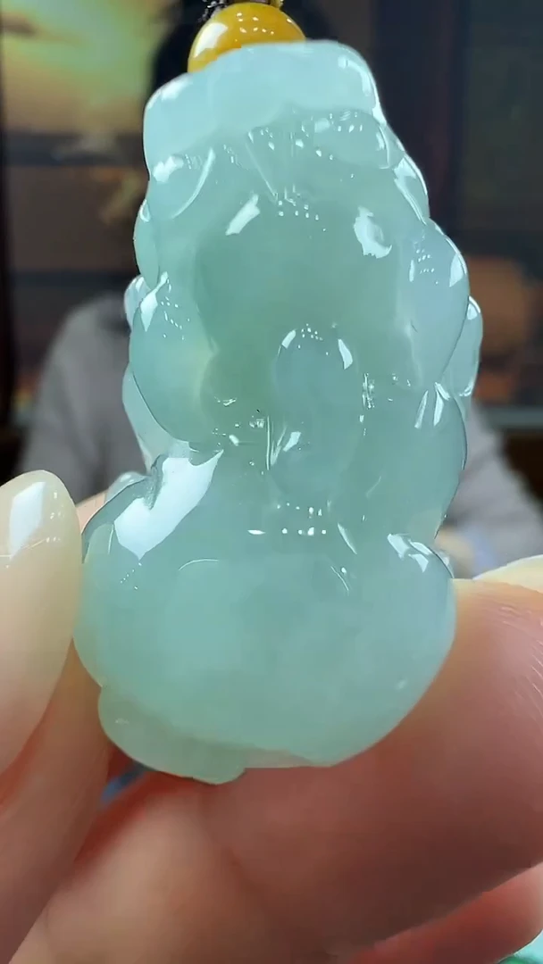 未镶嵌挂件翡翠貔貅