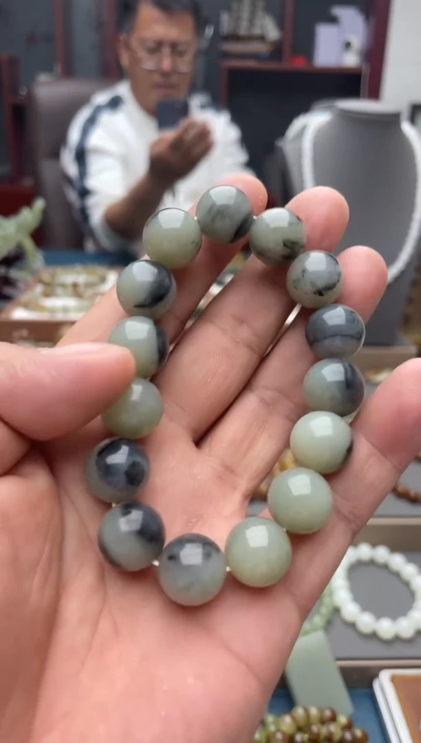 未镶嵌手串和田玉戴****界青花卡14