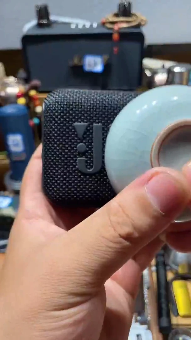 瓷片闪购商品 如图所示