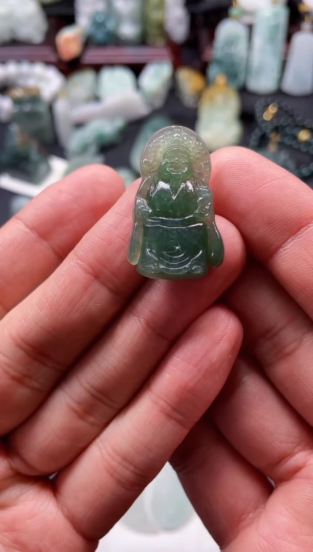 颈饰未镶嵌翡翠1  天然翡翠a货  财神