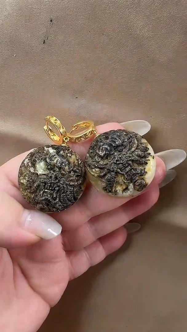 琥珀颈饰未镶嵌耳环