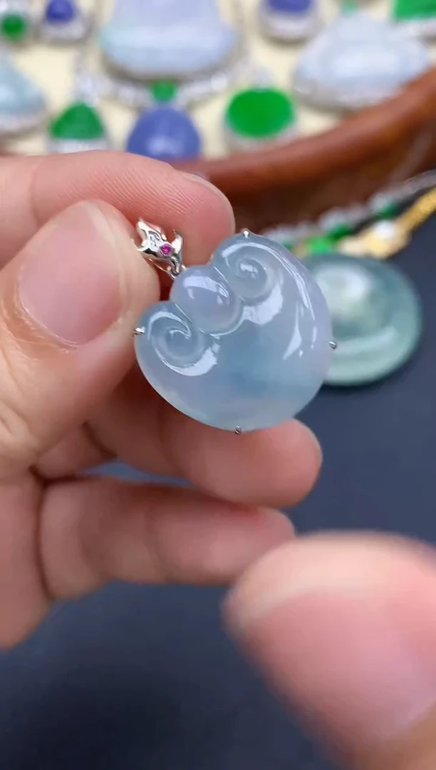 颈饰18K金镶嵌翡翠165-中国好珍宝