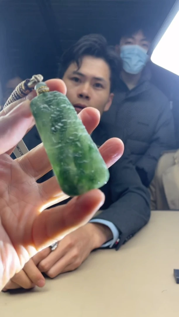 【闪购商品】定制翡翠未镶嵌      4072