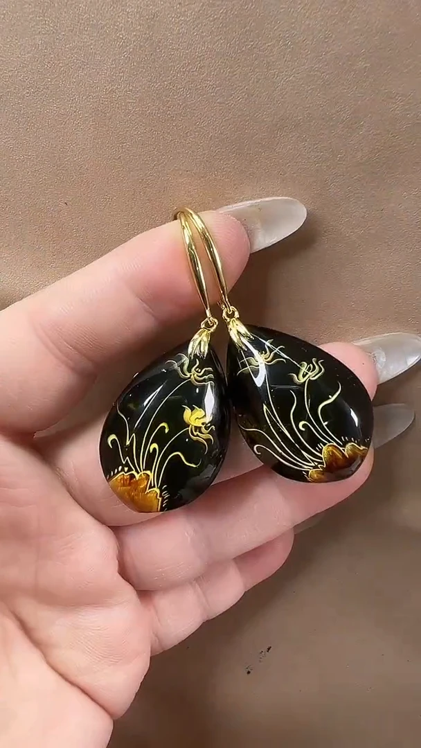 琥珀颈饰未镶嵌耳环