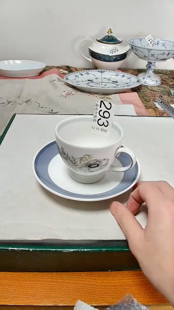 瓷片小*狸小淼海外陶瓷工艺品