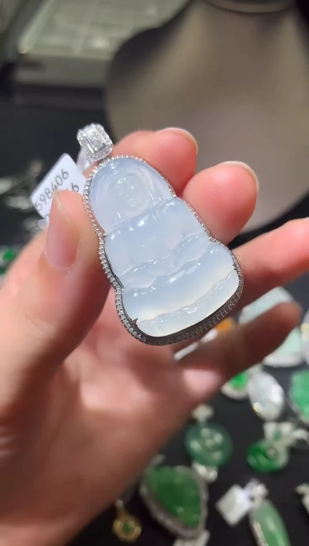 翡翠18K金镶嵌吊坠(不含链)吊坠