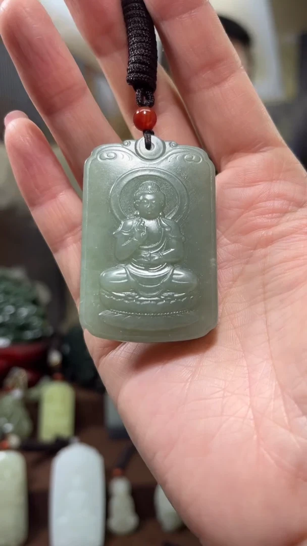 颈饰未镶嵌和田玉`