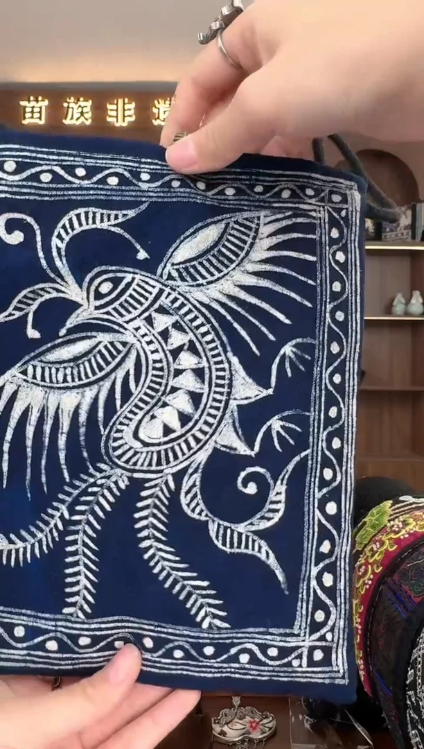 【闪购商品】织绣扶光苗绣传承L29