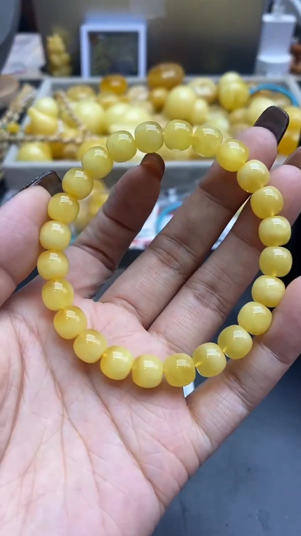 琥珀未镶嵌珠宝奇石632